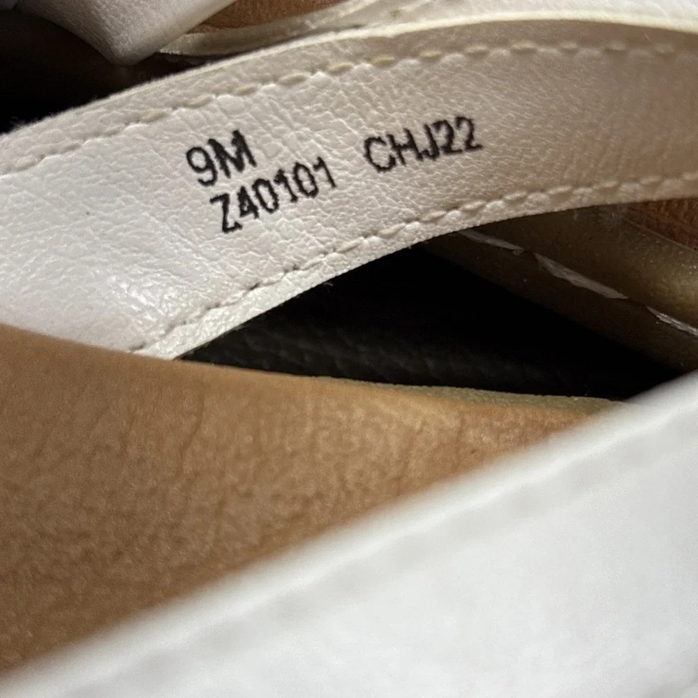 BOC Born  Size9m Womens Sandals White Strappy Shoes Z40101-CHJ22